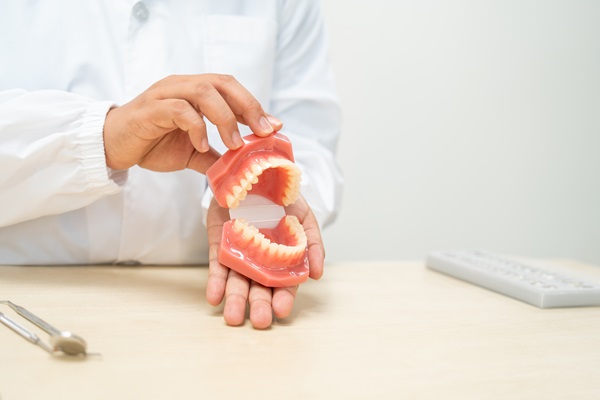 Immediate Dentures Vs Conventional Dentures